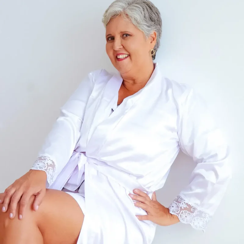 White Essence com Renda Artesanal